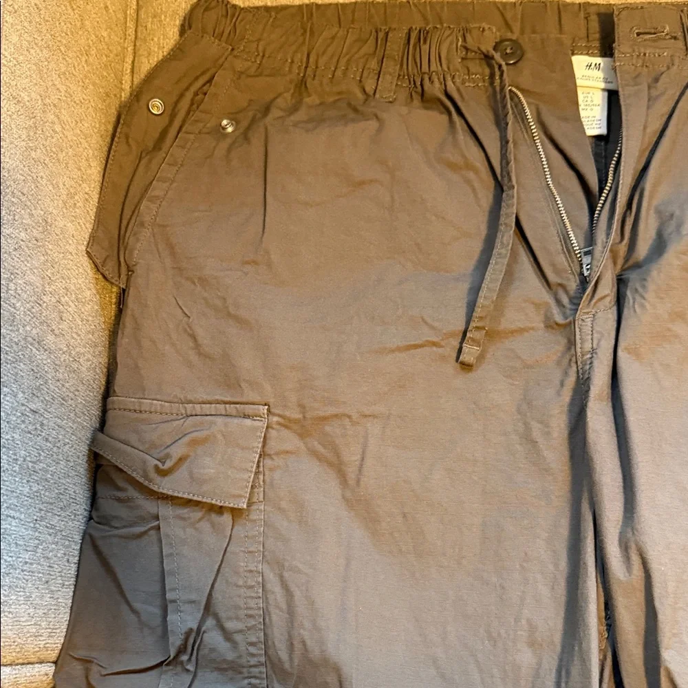 Olive H&M Cargo Pants with Drawstring Waist